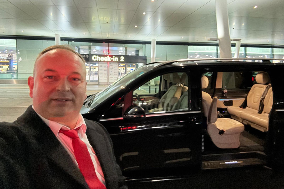 Limousine Transfer from Zurich Airport to St. Moritz 